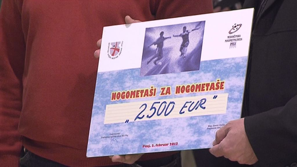 Nogometaši za nogometaše zbrali 2500 evrov!