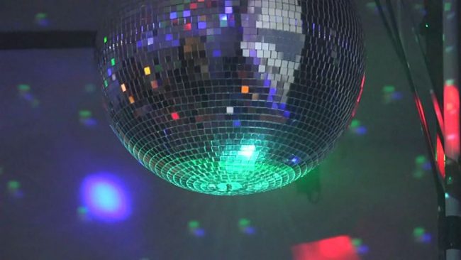 Nostalgičen disco večer