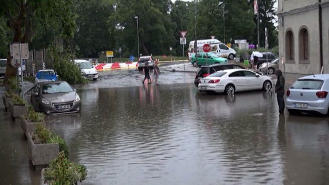 Močno neurje s točo zajelo Ptuj