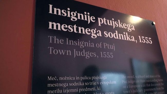 Predstavitev insignij ptujskega sodnika