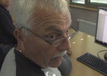 Spodbujanje aktivnega staranja v projektu Vrstnik-vrstniku