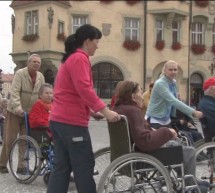 Stanovalci Doma Ptuj na “sprehod za spomin”