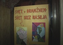 Svet v oranžnem – svet brez nasilja