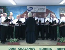 Glasba, pesem združuje 2017
