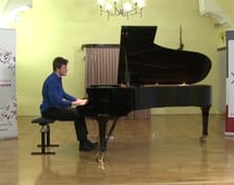 Klavirski koncert: Urban Stanič