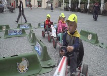 Bodimo otrokom zgled tudi v prometu