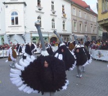 Zvesti tradiciji, zazrti v prihodnost