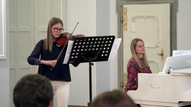 Koncert zaključnih letnikov Zasebne glasbene šole v samostanu svetih Petra in Pavla
