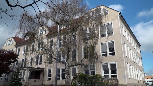120 let Osnovne šole Mladika