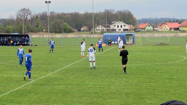 Nogometašem Podvincev ptujski nogometni derbi z Dravo