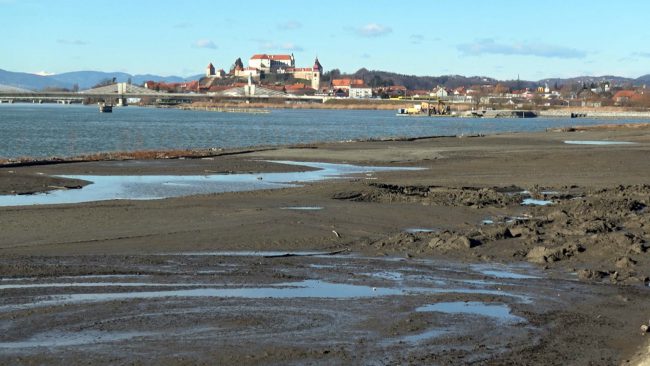 Trajnostno upravljanje s sedimenti Ptujskega jezera