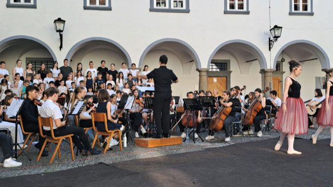 Koncert v Zasebni glasbeni šoli sv. Petra in Pavla