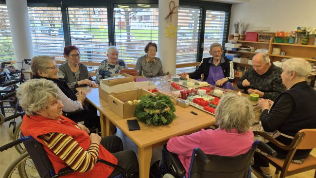 Izdelovanje adventnih venčkov