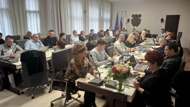 Potrjena proračuna za leti 2026 in 2027