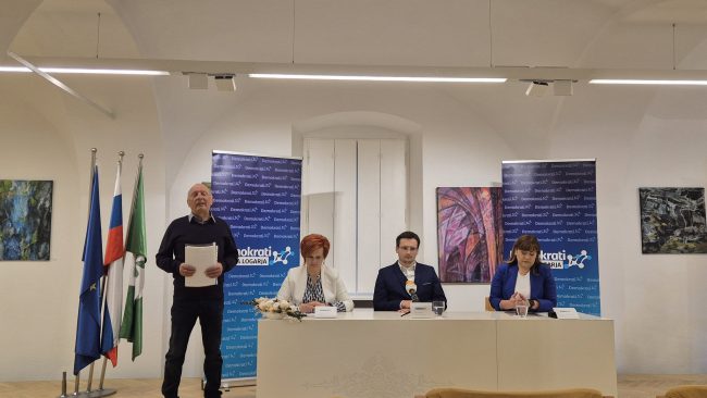 Predstavitev kandidatov za poslance stranke Demokrati Anžeta Logarja