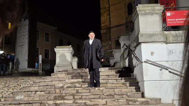 Govor malemu človeku 30 let kasneje