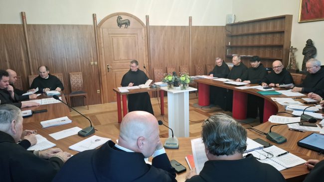 Redni provincialni kapitelj