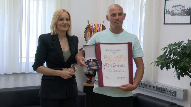 Sprejem bolničarja Mitje Bratuška