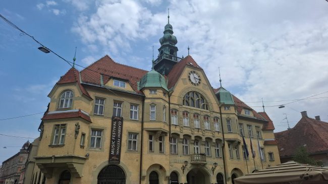 Lesnina MG Oprema bo obnovila Mestno hišo na Ptuju