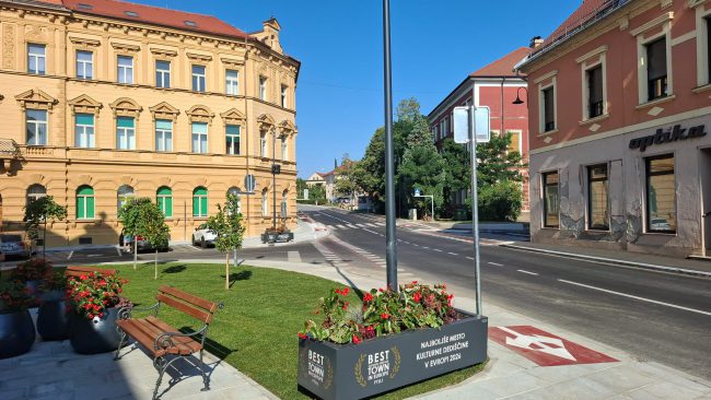 Uradno odprto prenovljeno križišče pri Upravni enoti Ptuj